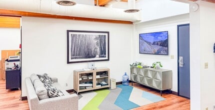 4370 Tujunga Ave, Studio City, CA à louer Photo intérieure- Image 2 de 3