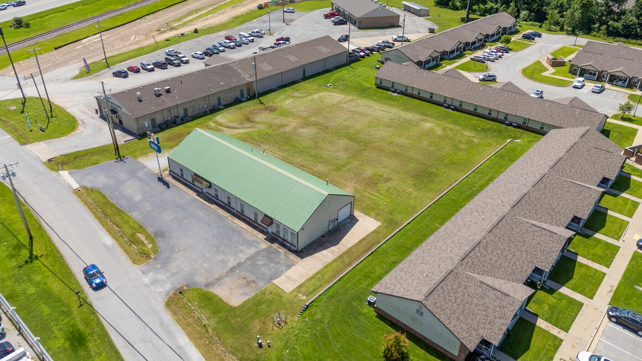 26400 E 111th St S, Coweta, OK à vendre Photo du bâtiment- Image 1 de 44
