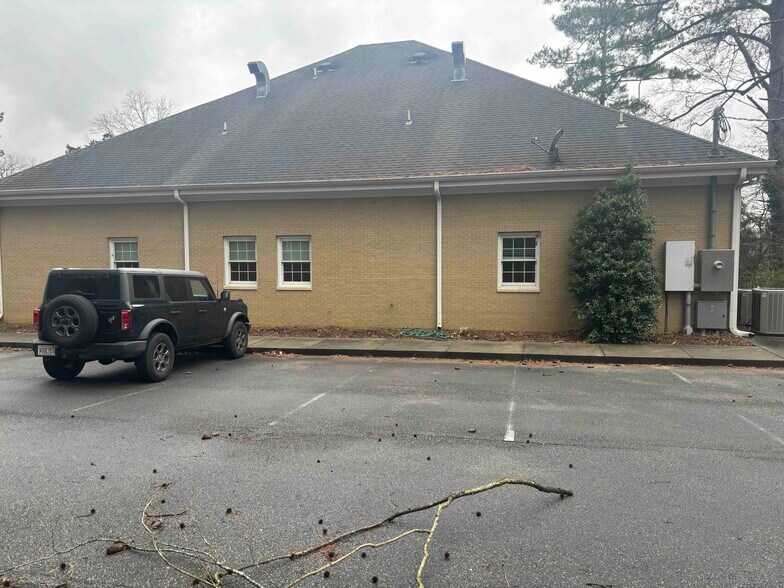 1228 1st St N, Alabaster, AL à louer - Photo du bâtiment - Image 3 de 3