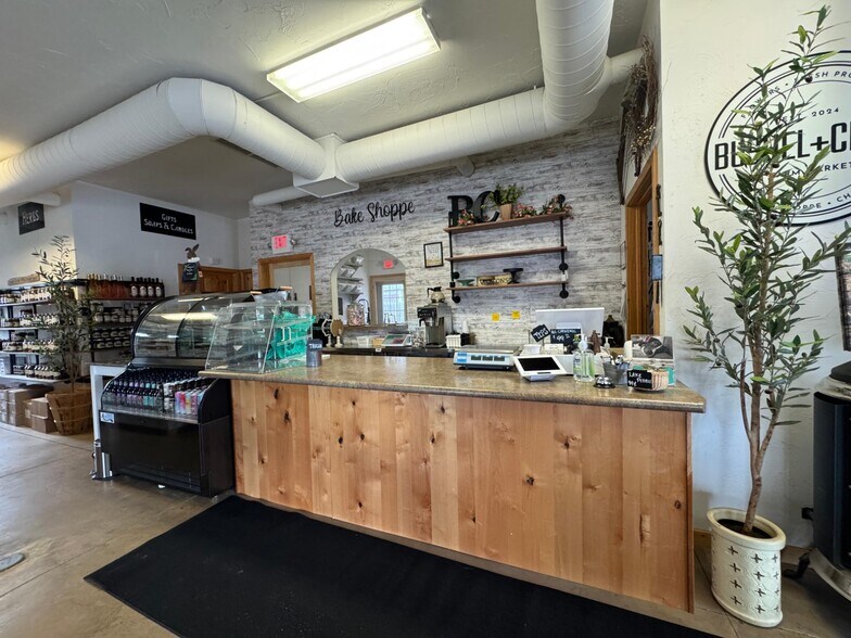 727 US Highway 51 N, Woodruff, WI à vendre - Photo du bâtiment - Image 3 de 9