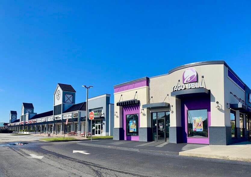 5135 International Dr, Orlando, FL à louer - Photo du bâtiment - Image 2 de 11