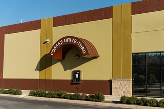 20821 Hwy 281, San Antonio, TX à louer Photo intérieure- Image 2 de 30