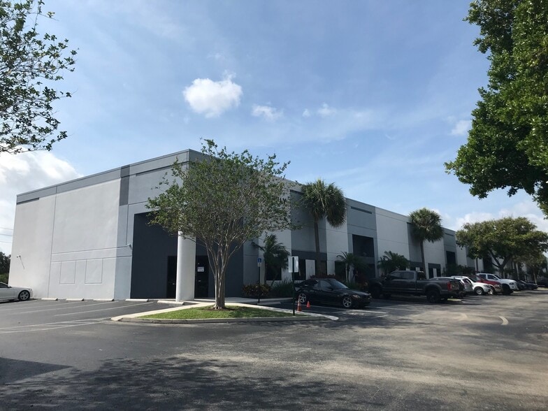 3106-3184 N Andrews Avenue Ext, Pompano Beach, FL for lease - Building Photo - Image 1 of 5