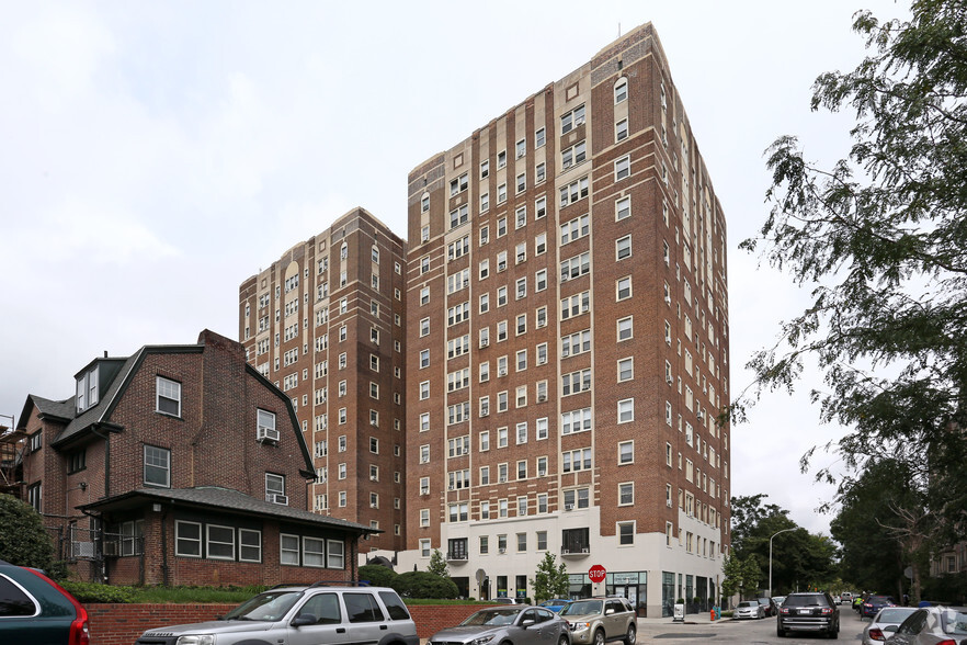 4701 Pine St, Philadelphia, PA à vendre - Photo principale - Image 1 de 1