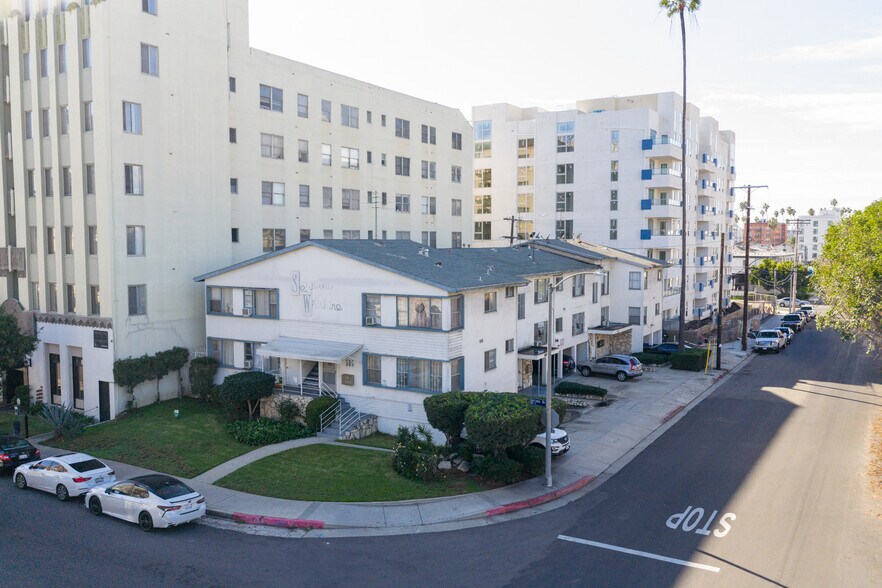 505 S Serrano Ave, Los Angeles, CA à vendre - Photo du bâtiment - Image 2 de 7