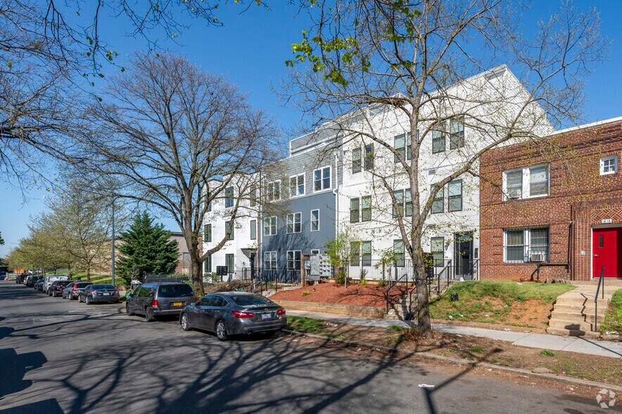 1810 I St NE, Washington, DC for sale - Building Photo - Image 1 of 1