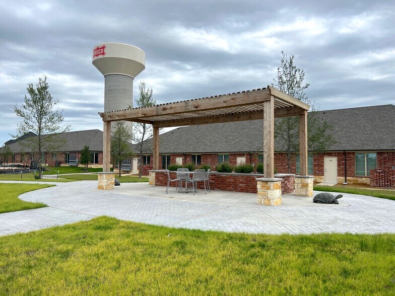 400 Stonebrook Pky, Frisco, TX à louer - Photo du bâtiment - Image 1 de 17