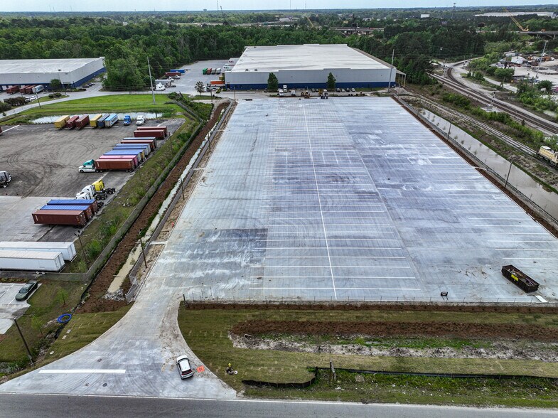 380 Telfair Rd, Savannah, GA à louer - Photo du bâtiment - Image 2 de 3