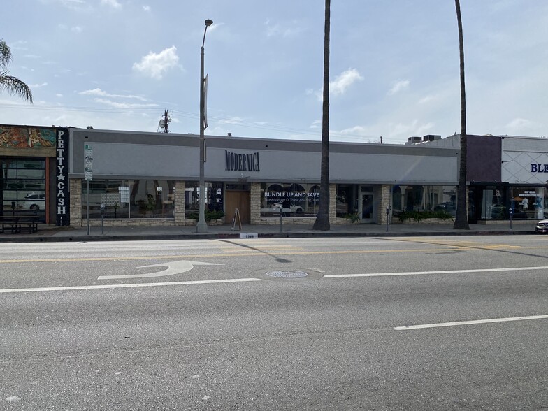 7366-7386 Beverly Blvd, Los Angeles, CA for lease - Building Photo - Image 3 of 7