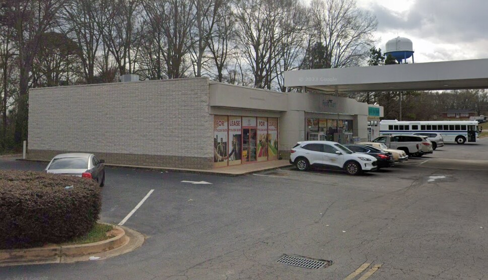 549-553 Athens St, Jefferson, GA à louer - Photo du bâtiment - Image 3 de 3