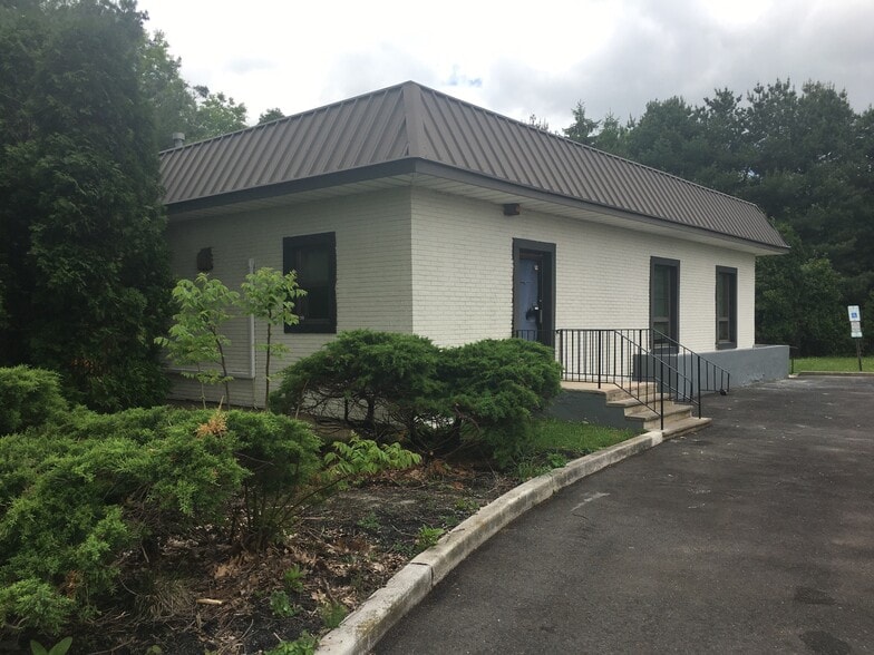 2709 US Highway 130, Cranbury, NJ for sale - Building Photo - Image 1 of 17
