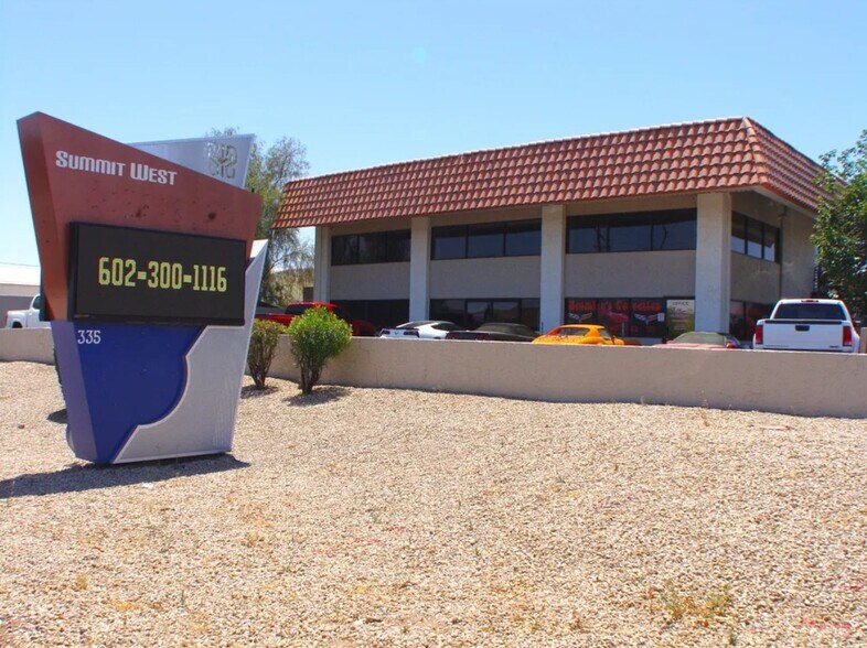 335 E Baseline Rd, Gilbert, AZ à louer - Photo du bâtiment - Image 1 de 4