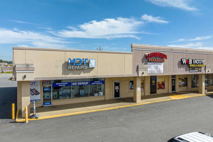 6067-6073 Fairburn Rd, Douglasville, GA à louer - Photo du bâtiment - Image 3 de 20