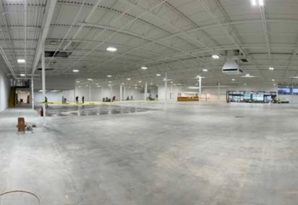 6401 Colerain Ave, Cincinnati, OH for lease - Interior Photo - Image 3 of 12