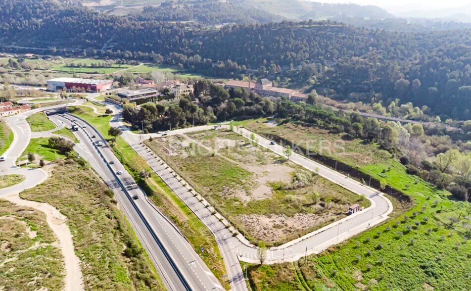 Terrain dans Manresa, Barcelona à vendre - Photo du bâtiment - Image 3 de 3