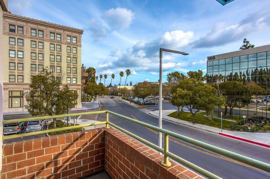 50 S Anaheim Blvd, Anaheim, CA à louer - Photo du bâtiment - Image 2 de 14