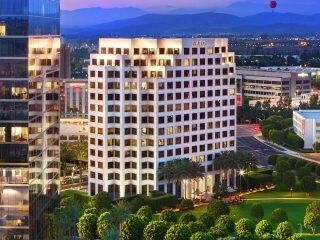 Plus de détails pour 300 Spectrum Center Dr, Irvine, CA - Coworking à louer