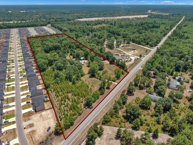 10173 Crockett Martin Rd, Conroe, TX à vendre - Photo du bâtiment - Image 1 de 22