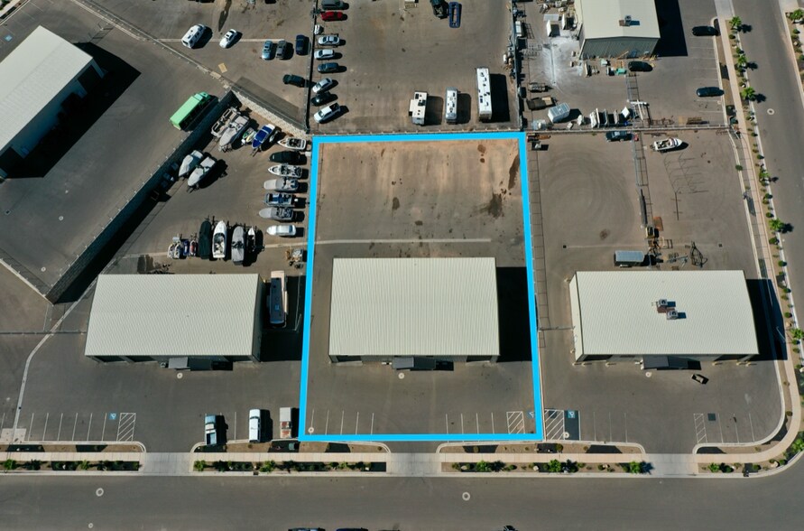 5648 W 800 S, Hurricane, UT à louer - Photo du bâtiment - Image 2 de 2