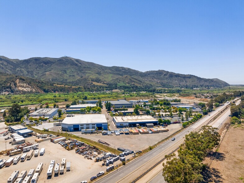 1755 E Lemonwood Dr, Santa Paula, CA à vendre - Photo du bâtiment - Image 3 de 13