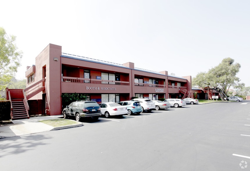 1100-1160 E Route 66, Glendora, CA for lease - Primary Photo - Image 1 of 4