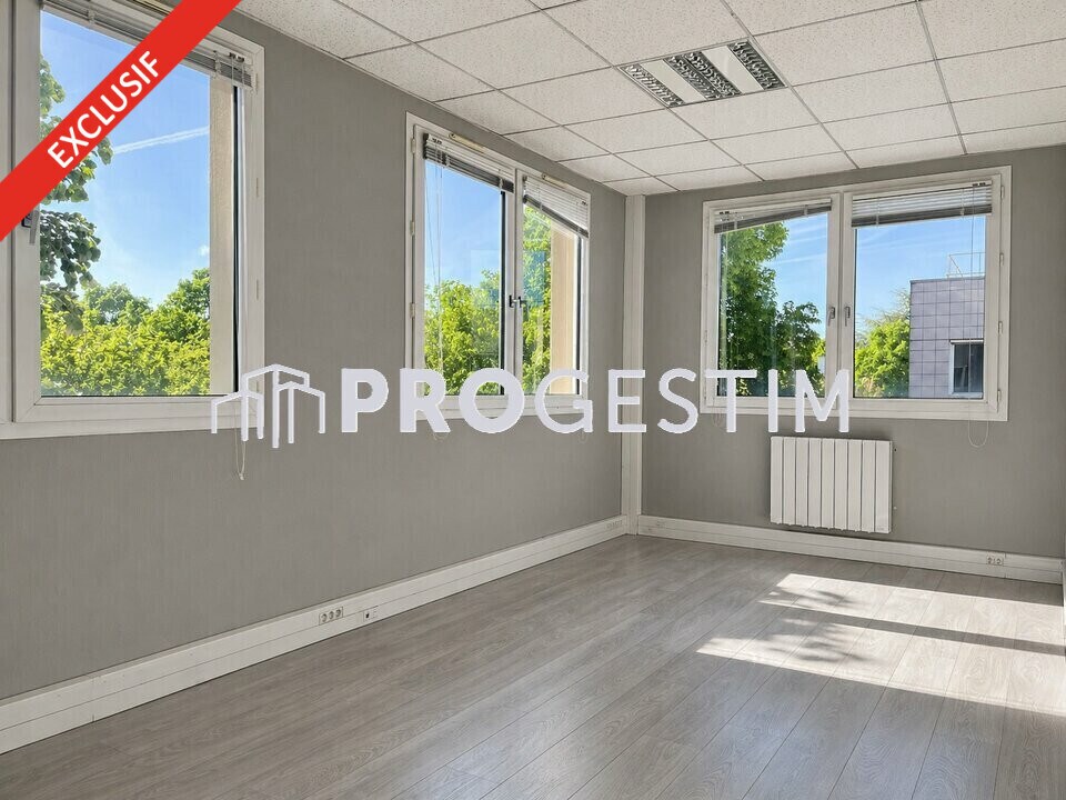 Office in Chenôve for sale Interior Photo- Image 1 of 21