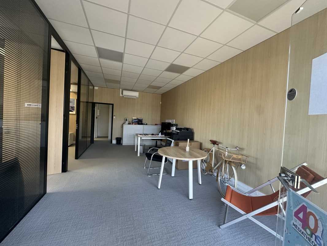 Bureau dans Eysines à vendre Photo intérieure- Image 1 de 4