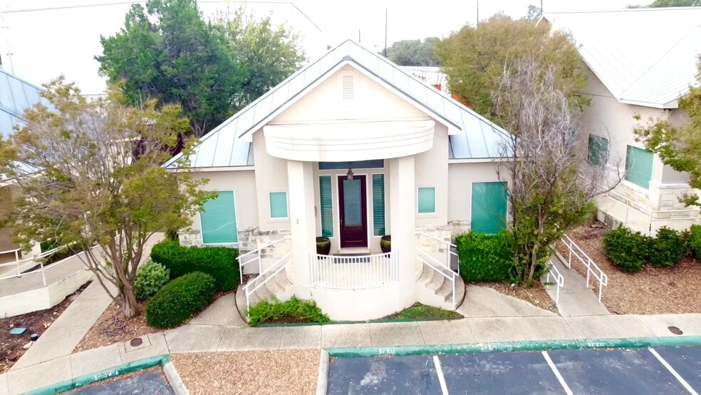 15303 Huebner Rd, San Antonio, TX for sale - Commercial Listing Video - Image 2 of 54