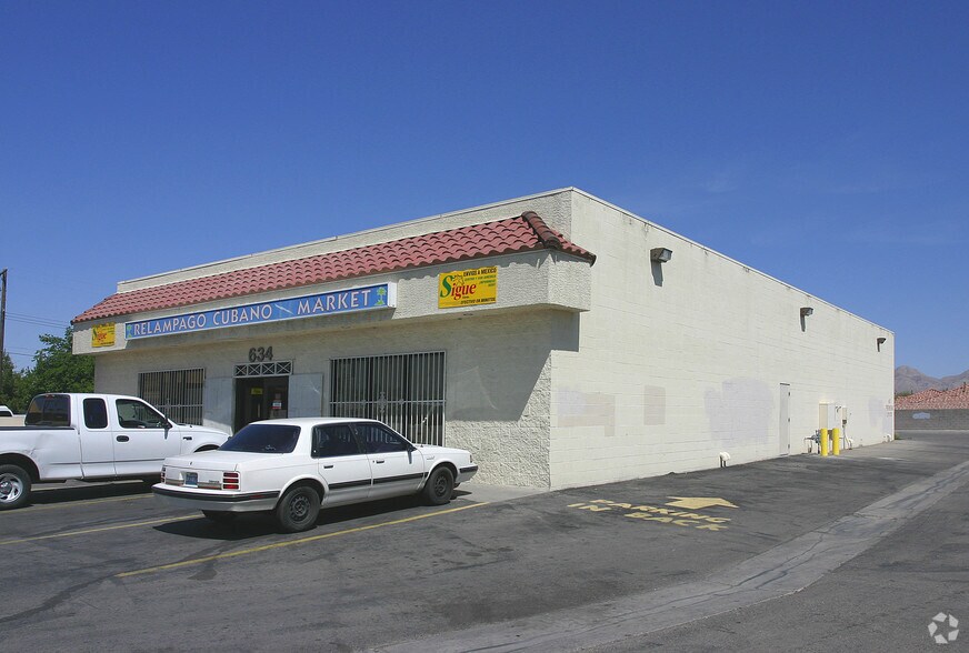 634 N Eastern Ave, Las Vegas, NV à louer - Photo du bâtiment - Image 3 de 6