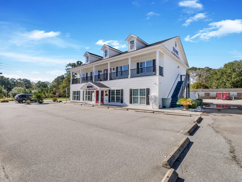 1453 W Oglethorpe Hwy, Hinesville, GA à louer - Photo du bâtiment - Image 2 de 69