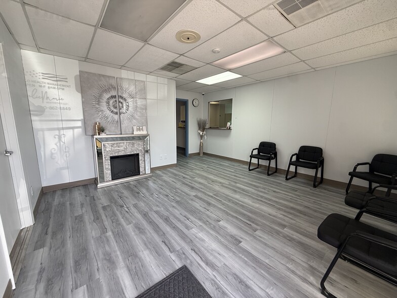 4521 S Staples St, Corpus Christi, TX for lease - Building Photo - Image 3 of 19