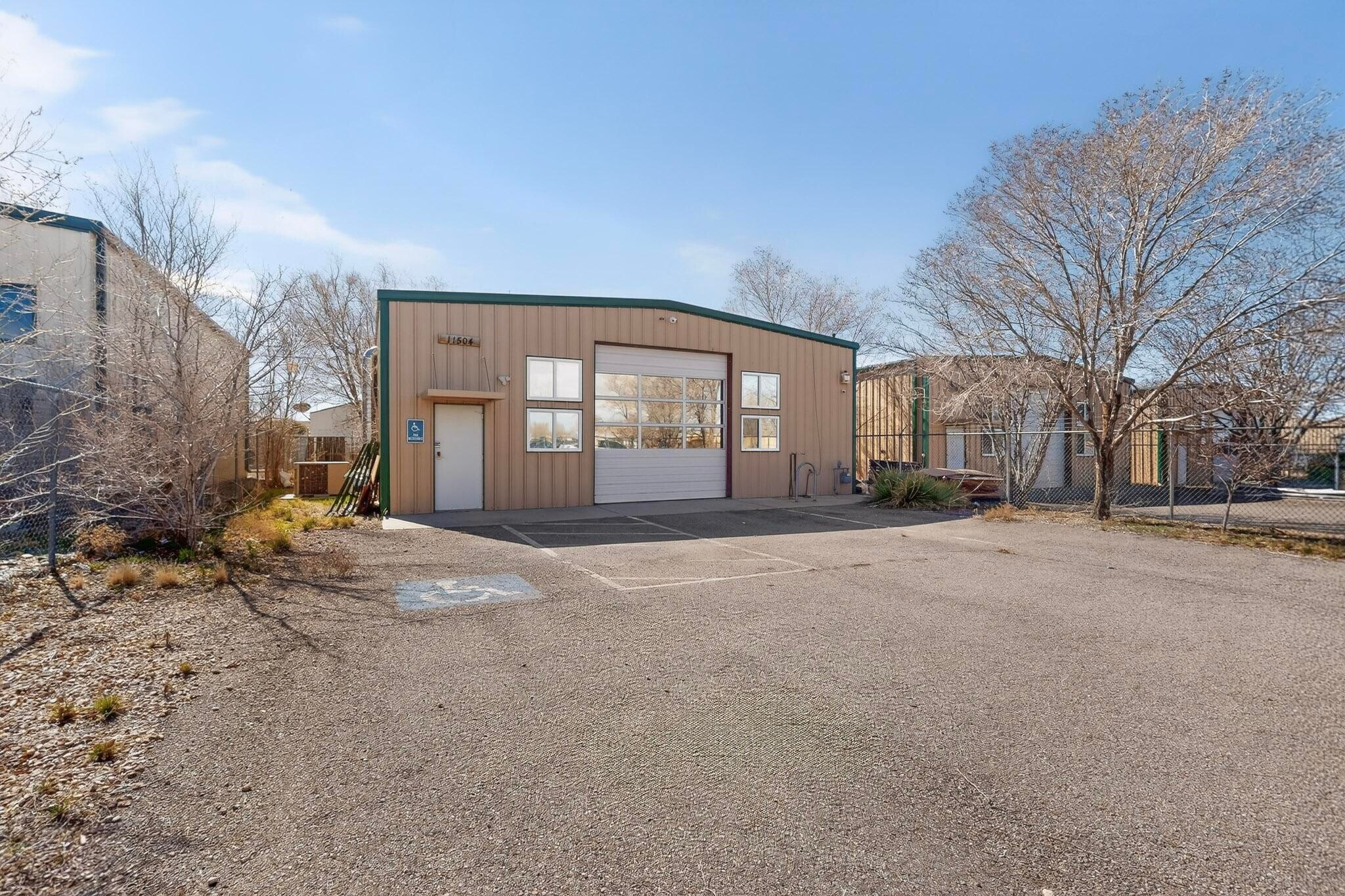11504 Cochiti Rd NE, Albuquerque, NM for sale Primary Photo- Image 1 of 36