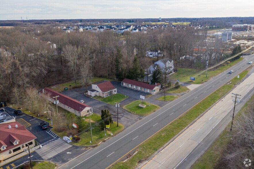 77 US Highway 130, Trenton, NJ à vendre - Photo du bâtiment - Image 2 de 6