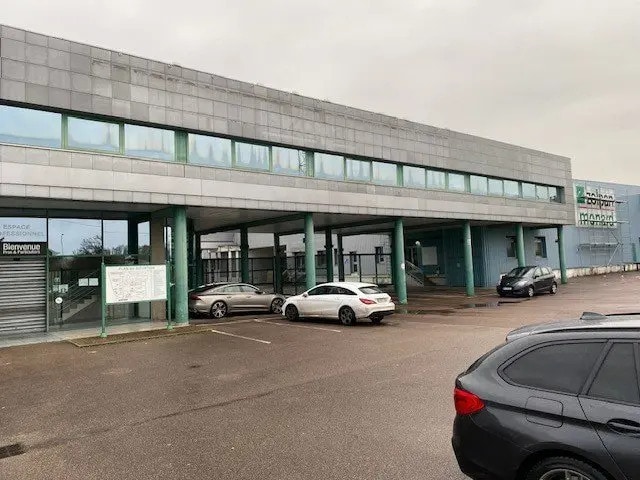 Industrial in Chalon-sur-Saône for lease - Building Photo - Image 1 of 7