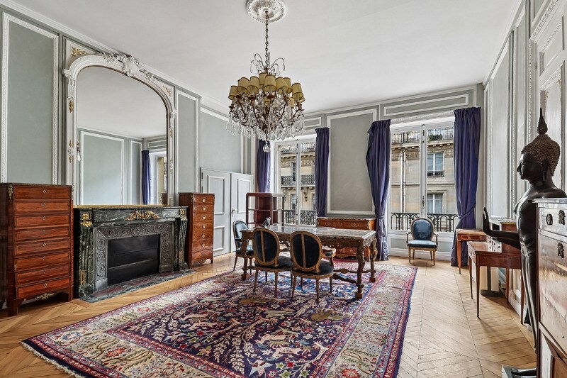 55 Rue Pierre Charron, Paris à louer Photo du bâtiment- Image 1 de 18