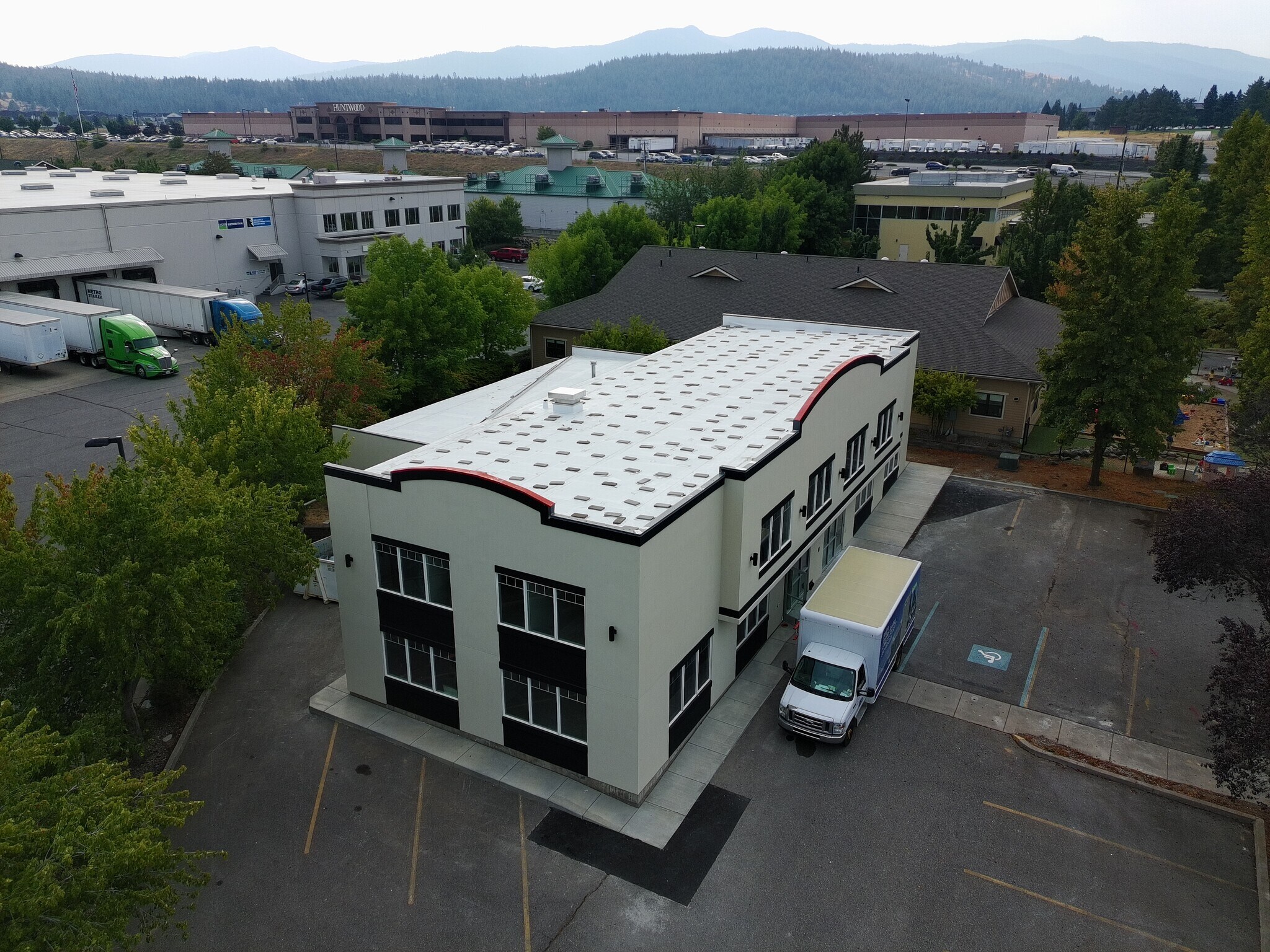 2310 N Swing Ln, Liberty Lake, WA for lease Primary Photo- Image 1 of 6