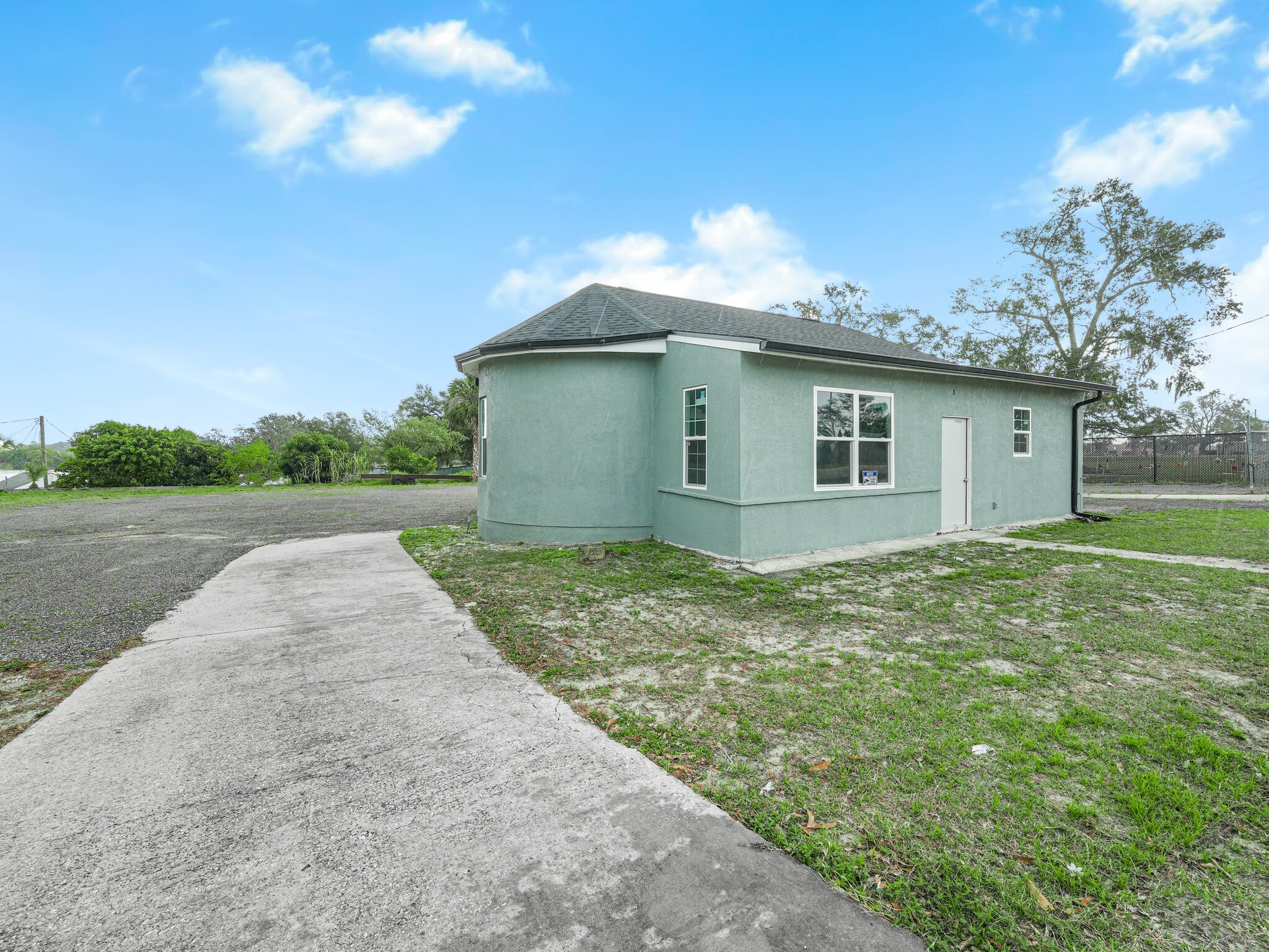 2520 Lake Alfred Rd, Winter Haven, FL for lease Primary Photo- Image 1 of 15