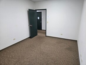 4485 Pahee St, Lihue, HI for lease Interior Photo- Image 2 of 3