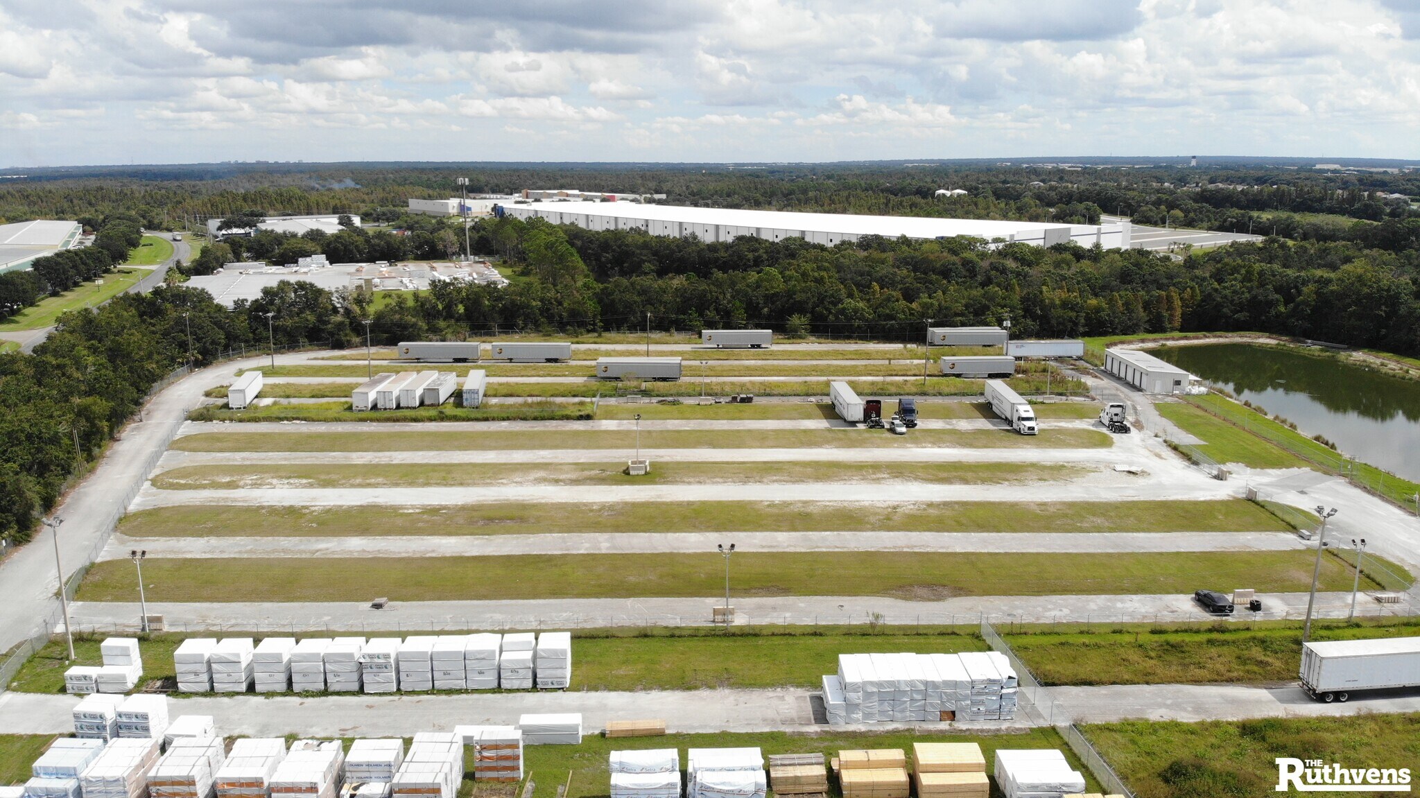 5200 Gateway, Lakeland, FL à louer Photo principale- Image 1 de 4