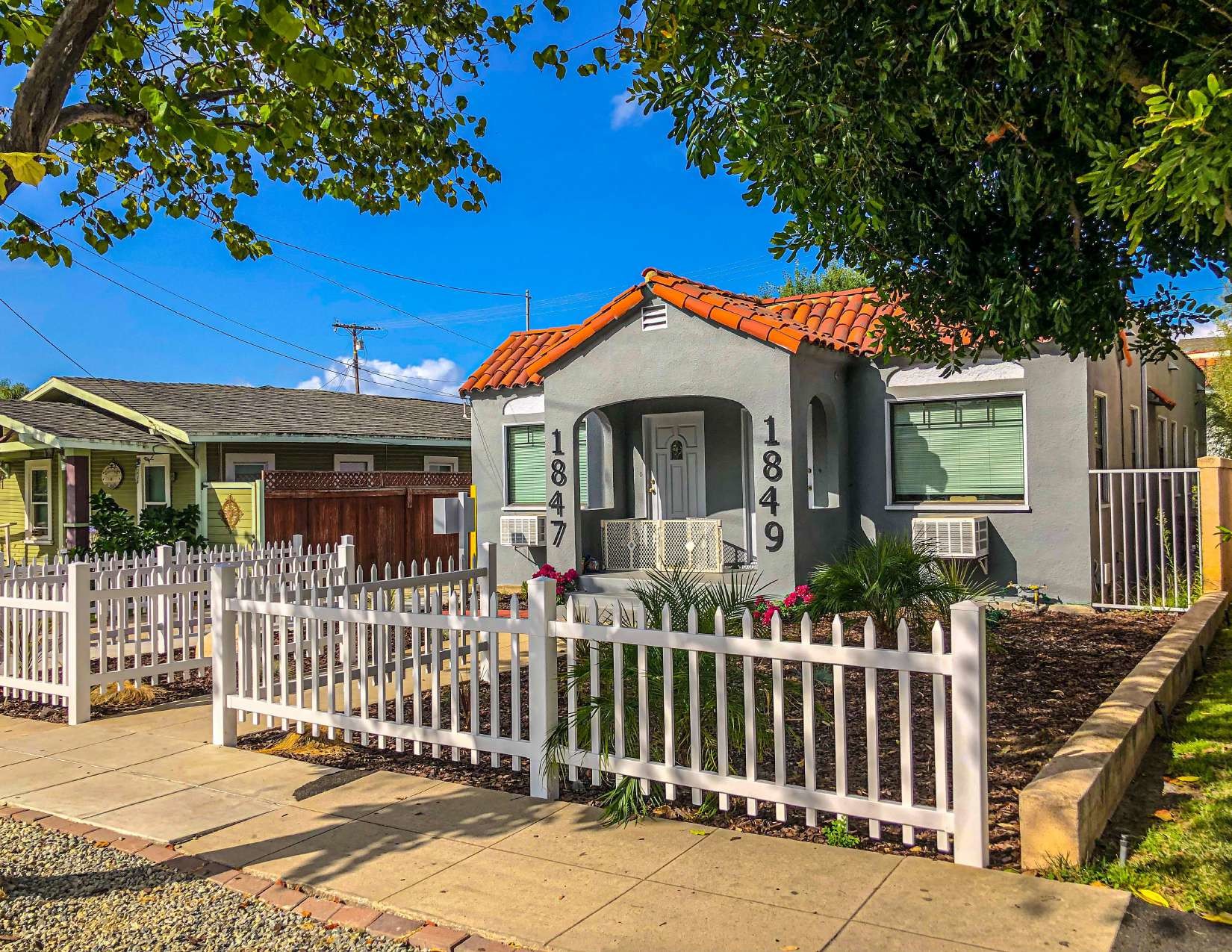 1847 Junipero Ave, Signal Hill, CA for sale Primary Photo- Image 1 of 1