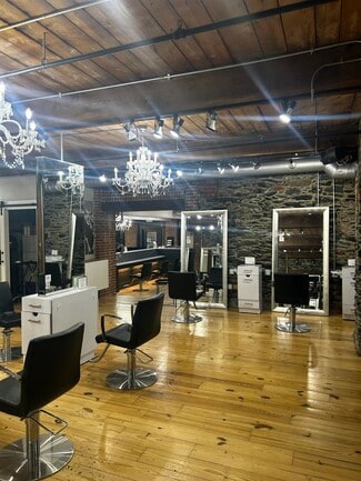 Plus de détails pour 128-132 Dorrance St, Providence, RI - Bureau/Commerce de détail à louer