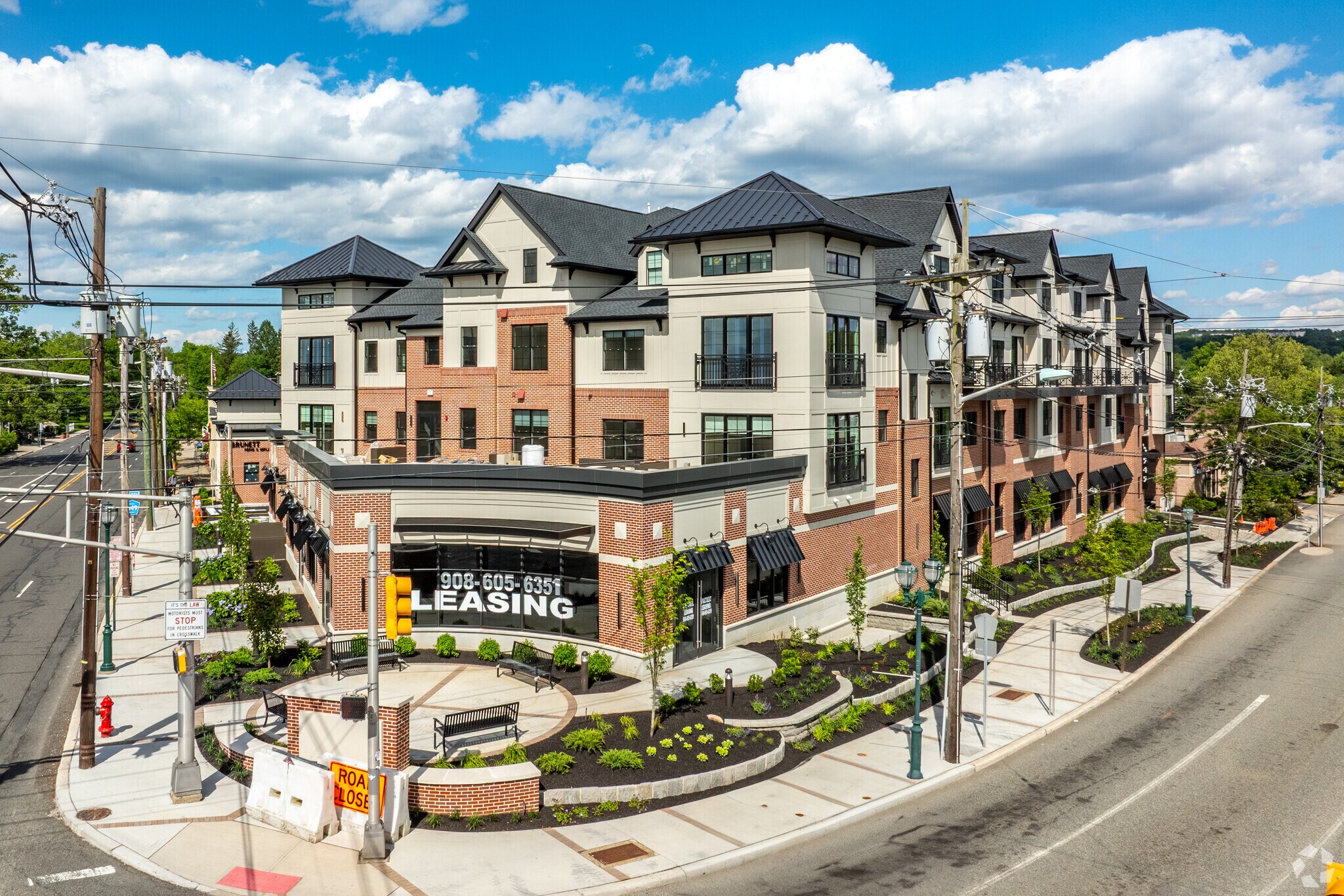 545 S Livingston Ave, Livingston, NJ à vendre Photo principale- Image 1 de 1