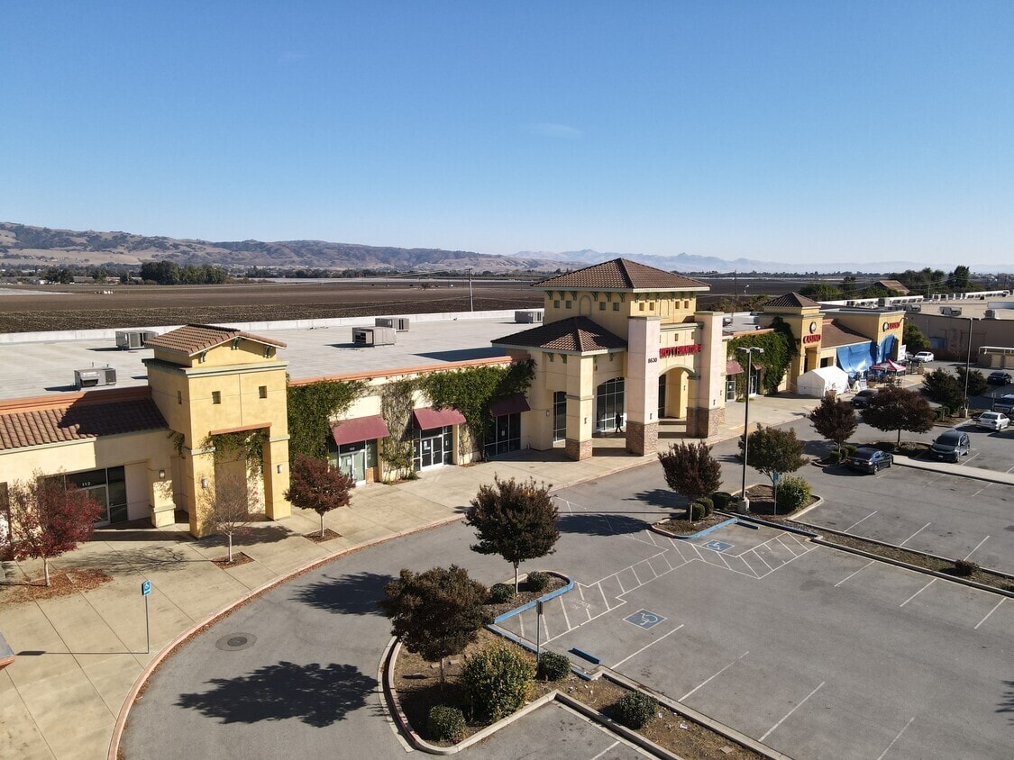 8610-8660 San Ysidro Ave, Gilroy, CA for lease Building Photo- Image 1 of 9