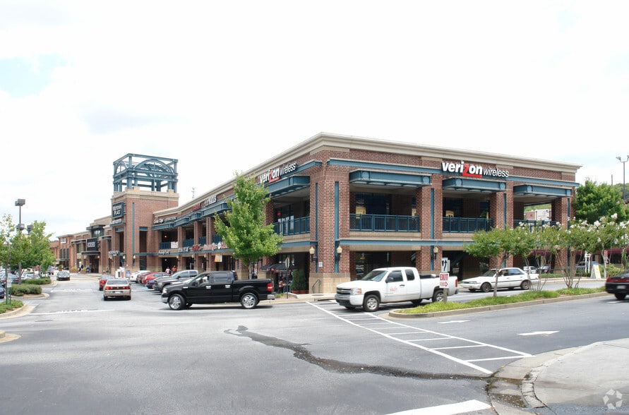 650 Ponce de Leon Ave, Atlanta, GA for lease - Primary Photo - Image 2 of 15