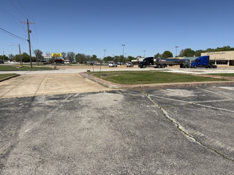 800 US-67, Walnut Ridge, AR for sale - Building Photo - Image 3 of 6
