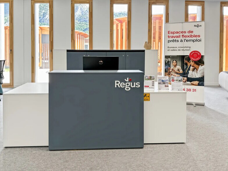 Bureau dans Grenoble à louer - Photo intérieure - Image 3 de 4