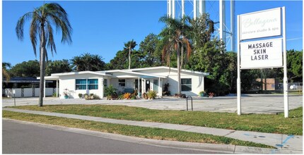 5861 Cortez Rd, Bradenton, FL for lease Interior Photo- Image 1 of 5