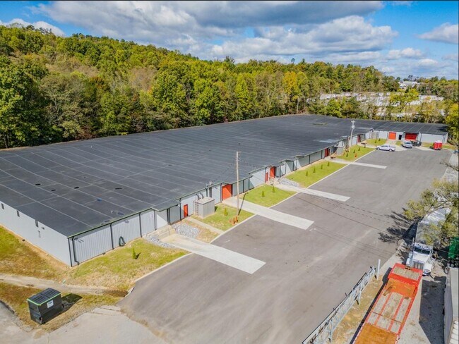 Plus de détails pour 707 N Liberty Hill Rd, Morristown, TN - Industriel à louer
