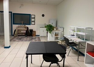 10209B 100 Av, Fort Saskatchewan, AB for lease Interior Photo- Image 1 of 4