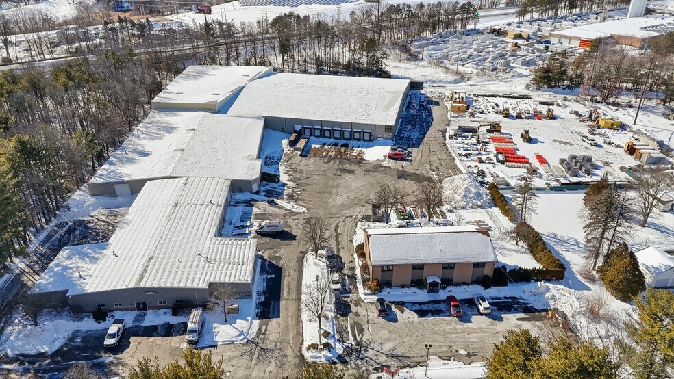 170 Lockhouse Rd, Westfield, MA à vendre - Photo du bâtiment - Image 3 de 22